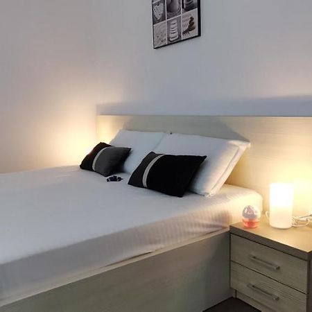 Mike Studio Mamaia Nord Apartment Navodari Ngoại thất bức ảnh