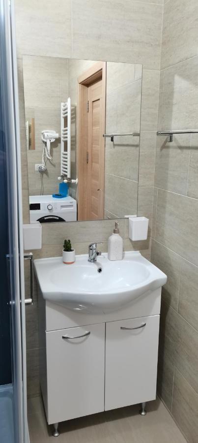 Mike Studio Mamaia Nord Apartment Navodari Ngoại thất bức ảnh